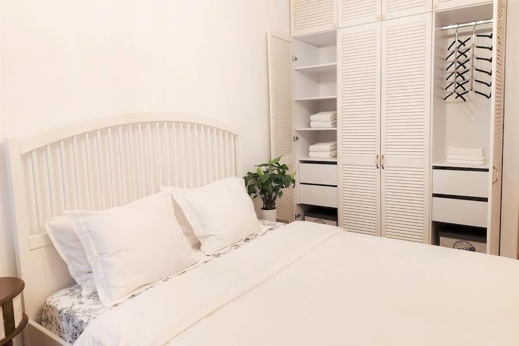 Cosy Boutique 61 Sqm Apartment - Private Parking - Ten Blocks Residence Bucureşti Exterior foto