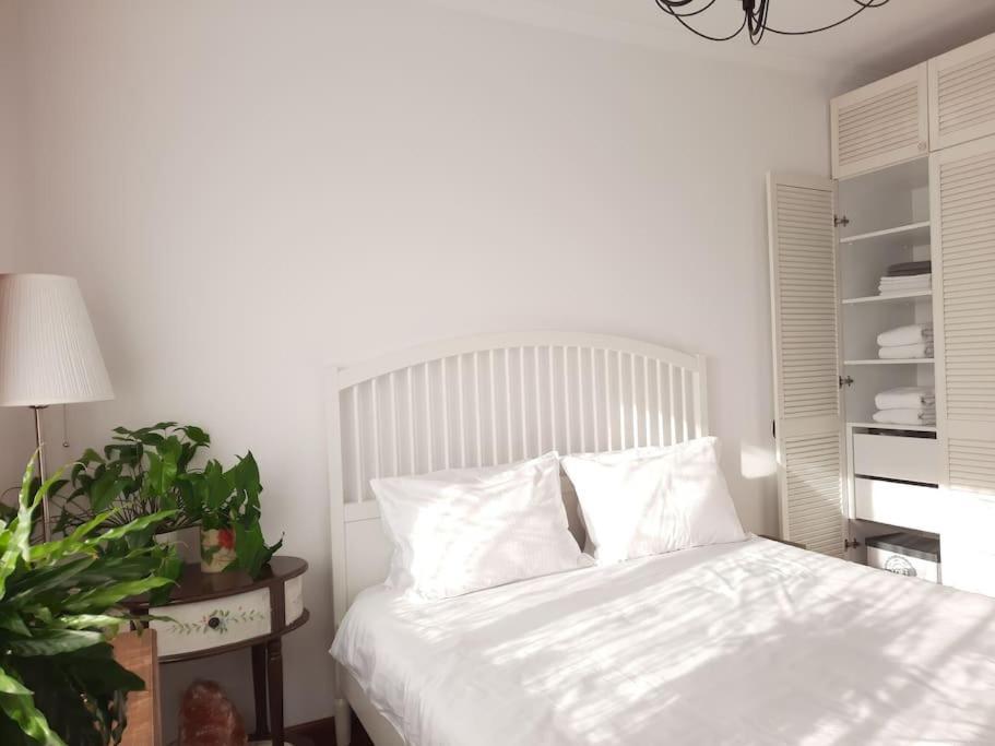 Cosy Boutique 61 Sqm Apartment - Private Parking - Ten Blocks Residence Bucureşti Exterior foto